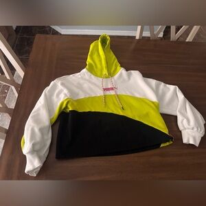 Puma Women’s Crop Hoodie Size Medium